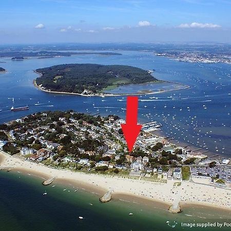 Canford Cliffs Top Floor Sandbanks Apartment With Free Parking Just Minutes From The Beach And Bars מראה חיצוני תמונה
